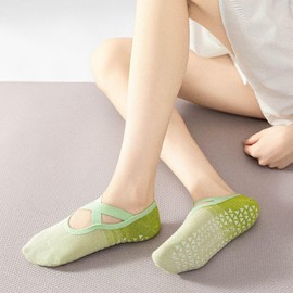 RVROVIC 3 Pairs Yoga Socks for Women Non-Slip Grips & Straps,Ideal for Pilates,Pure Barre,Ballet,Dance,Barefoot Workout,2-Matcha