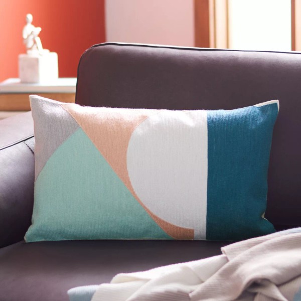 SAFAVIEH Breslyn Pillow | Assorted |