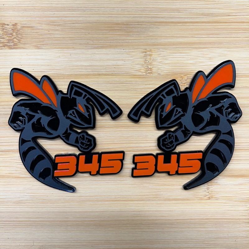 UsaStandard 345 Hornet Badges Emblem BEE 2 Orange Eye/Wings BADGES