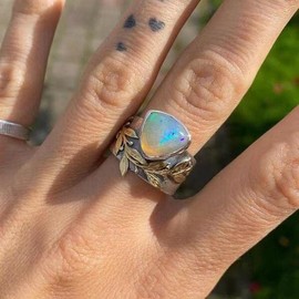 Vintage Moonstone Ring S925 Sterling Silver Moonstone Ring for Women Grils18K White Gold Vintage Celtic Knot Rainbow Moonstone Rings Size 8