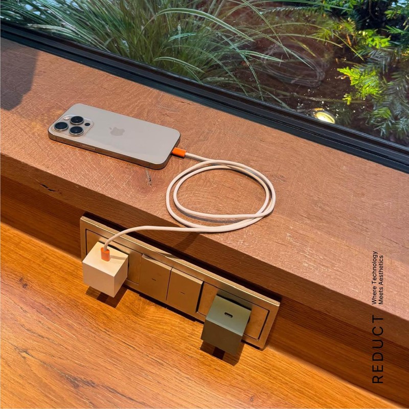 Reduct® Edge.35 USB-C Charger with 35 W, Small/Compact, Fast Charger,