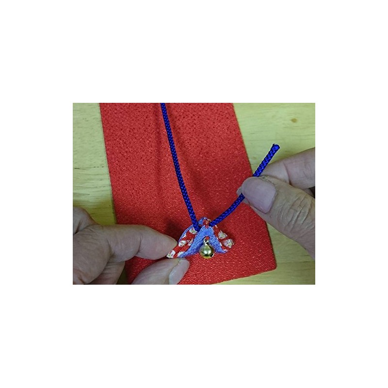 Multi Compression Breeze, Crepe, Macrame, "Hanging Chick Strip, Chick Festival