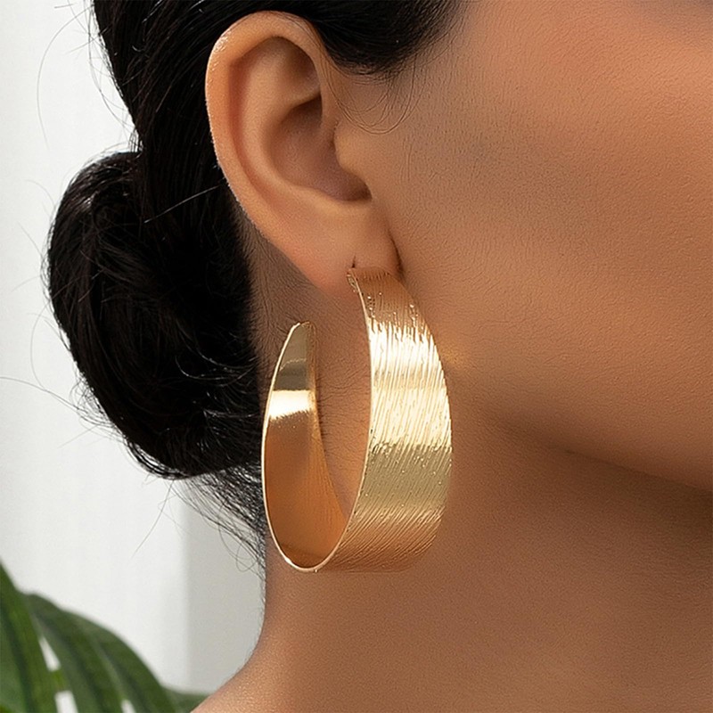 Large Gold Hoop Earrings for Women Lightweight Chunky Gold Hoops