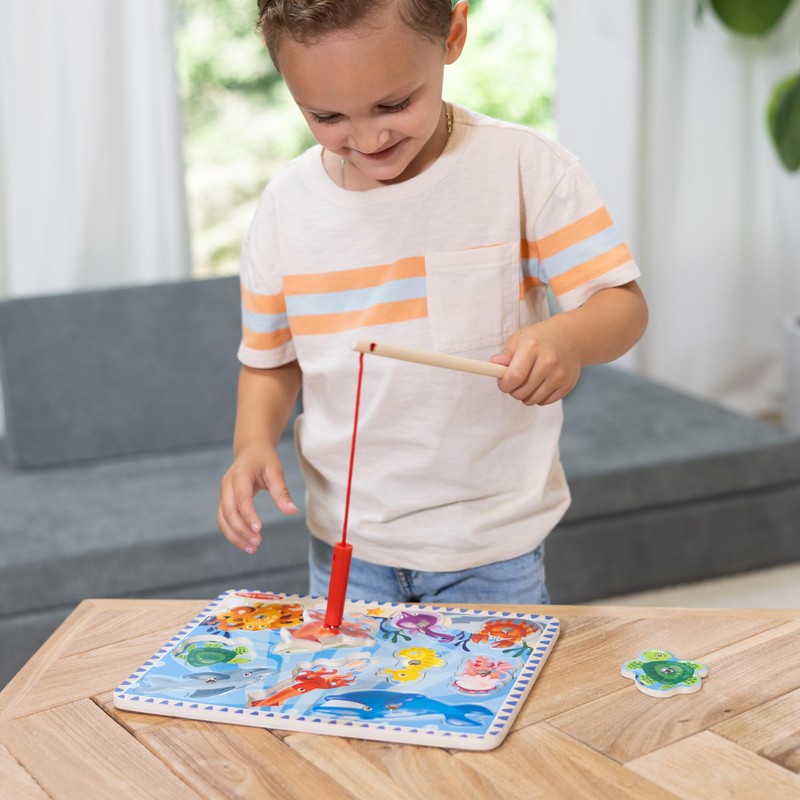 Melissa & Doug Magnetic Wooden Fishing Game and Puzzle With