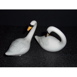 S&P A20633 Swans Salt & Pepper