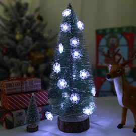 Joygoods 2 Pack Battery Operated Snowflake Christmas Lights Decorations,7FT Silver Wire 20 LED Snowflake String Lights for Indoor Holiday Wedding Party Christmas Tree Garland Decor(Cold White)