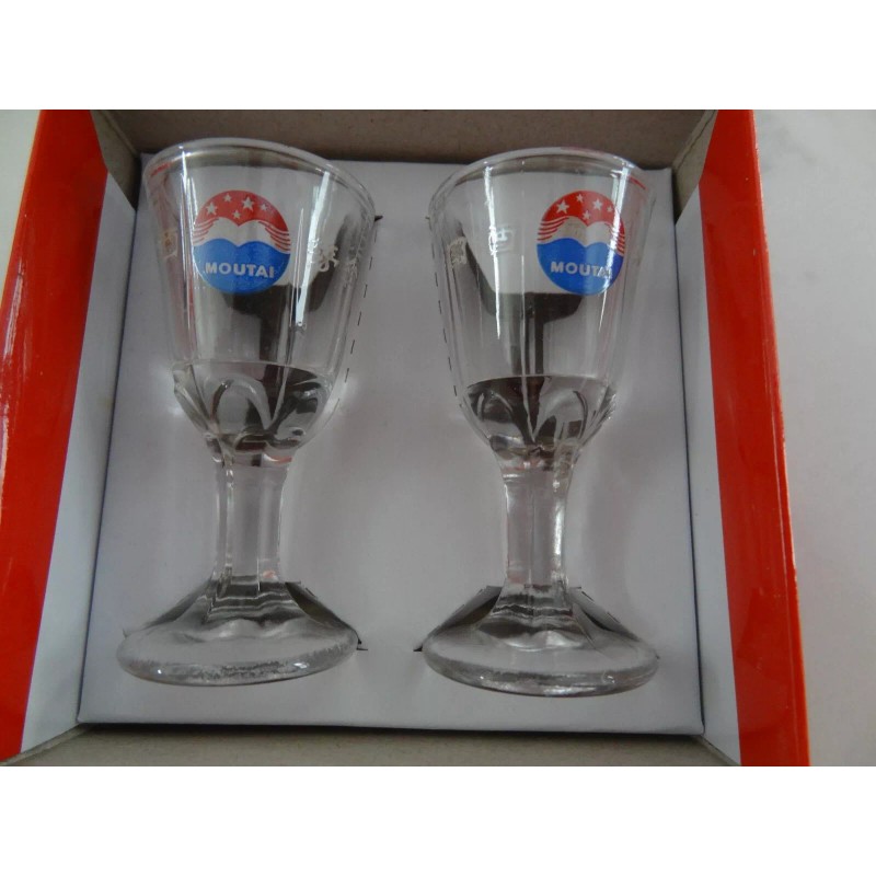 MOUTAI CHINA CHINESE KWEICHOW Moutai Liquor Shot Glasses 2 piece