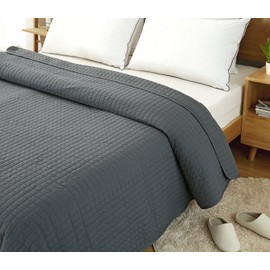 Holistar c0181 Bedspread 1 Piece Duvet Bed Throw Quilted Double Bed Lined and Quilted Choice of Colours and Sizes, 240x260 cm