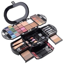 Cameo Carry All Beauty Case 90pc Pro Make Up Set - Premium Collection