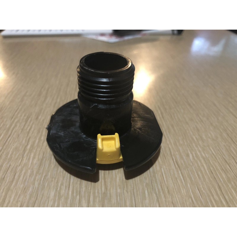 Suncast Hose Reel IN-TUBE Replacement - New with Plastic threads