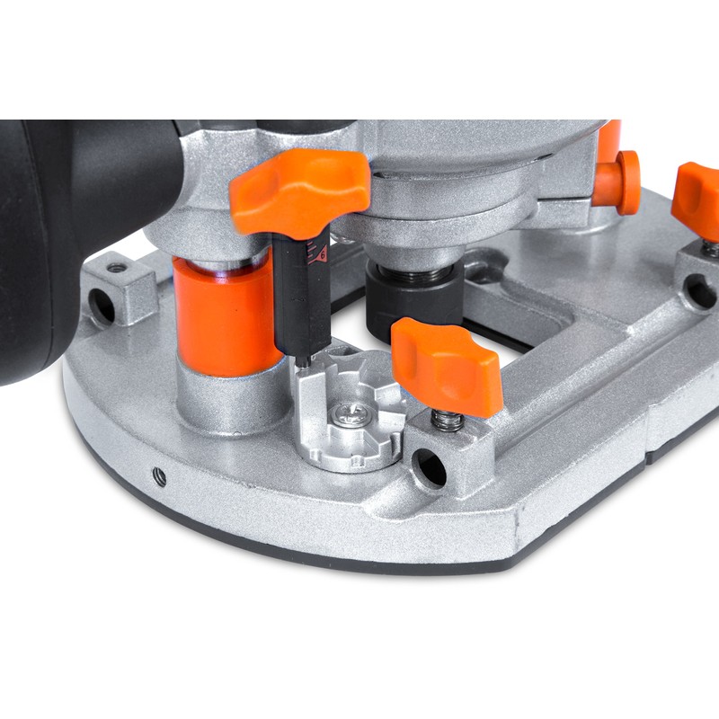 WEN RT6033 15-Amp Variable Speed Plunge Woodworking Router Kit with