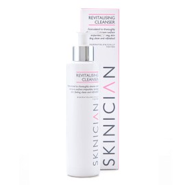SKINICIAN Revitalising Cleanser - Daily Face Makeup Remover and Light Cleanser - Facial Cleanser - Skin Care with for Soothing and Moisturising (200 ml)