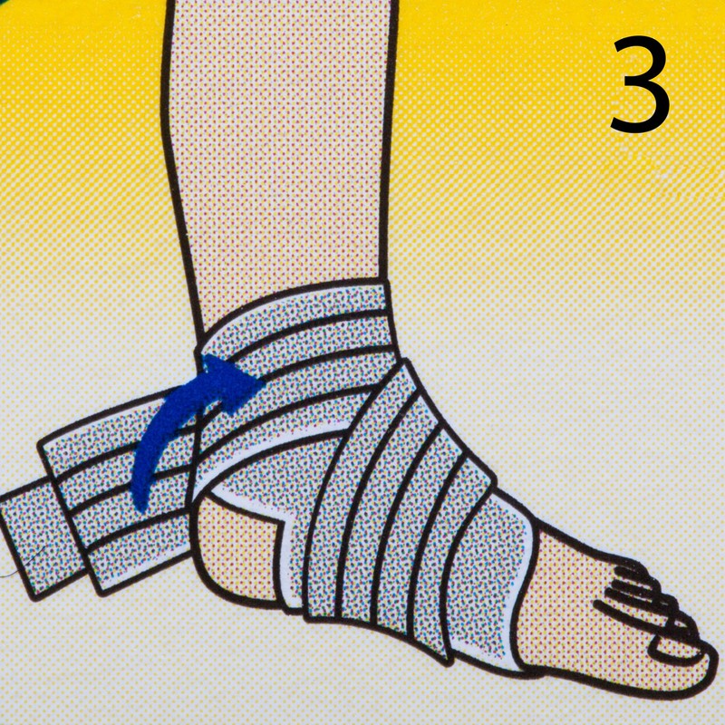 Futuro FUT47875 Classic Ankle Brace Can be Worn on Either