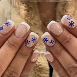 Christmas Press on Nails Short Square MABKJLF White French Tip Fake Nails Winter False Nails with Designs Blue Snowflake Glitter Glossy Glue on Nails Xmas Acrylic Nails for Women Girls 24 Pcs
