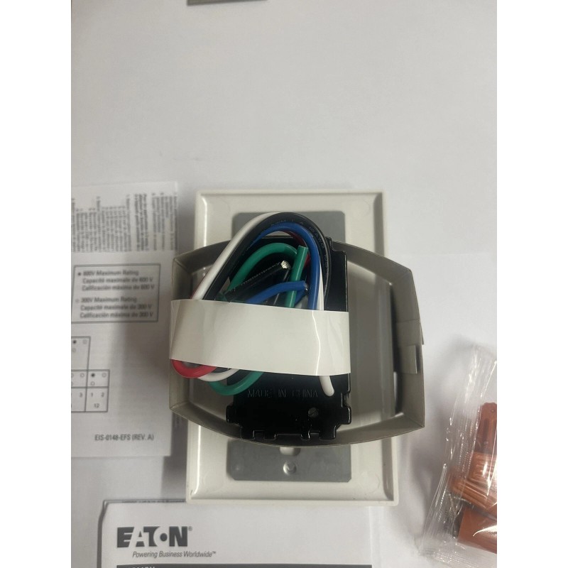 Eaton White Occupancy Sensor Switch 1/3Way LED/CFL/INC/HAL/FLR/MLV/ELV OS310U-W