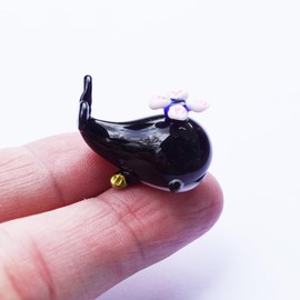 SSJSHOP Whale Black Blown Glass Micro Tiny Dollhouse Figurines Hand Painted Animals Collectible Gift Home Garden Décor