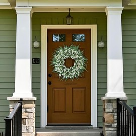 26" Boston Ferns & Monkey Grass Wreath for Front Door, Porch, Window - Large Artificial Greenery Outdoor Wreath for Home, Farmhouse Decor - Spring, Summer, Fall, All Seasons (White & Green)