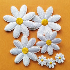 Daisy Flower Iron On Patches,40Pcs and 4 Sizes Cute Daisy Embroidery Patch for Decoration Clothes,Hats,Backpacks,Dresses,Flower Patches for Girls,Women
