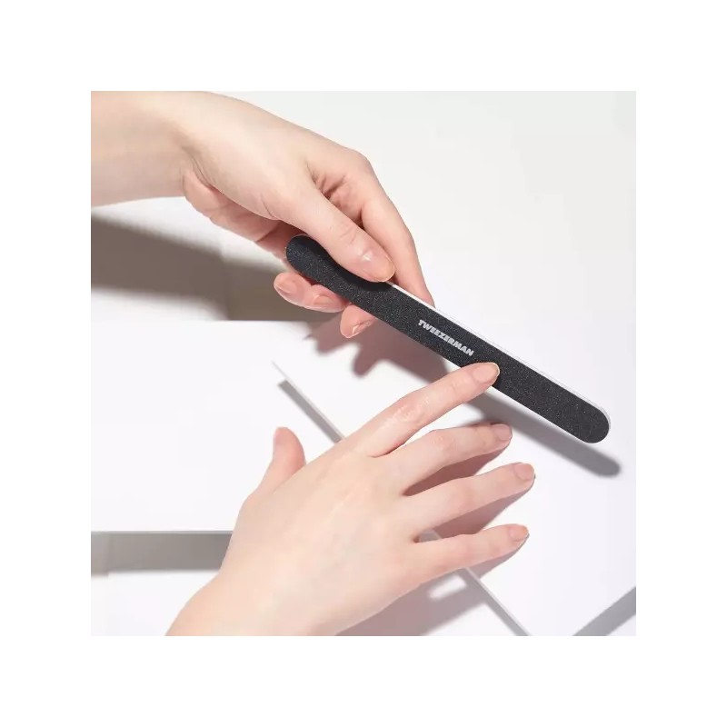 Tweezers 트위저만 매니큐어 키트 [Black] Tweezerman Manicure Kit [Black]