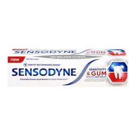 Sensodyne Sensitivity & Gum Whitening whitening Toothpaste for Tooth and Gum Protection Gently whitens Sensitive Teeth 75 ml Pack of 4
