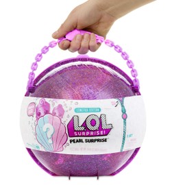 L.O.L. Surprise! Pearl Style 2 Unwrapping Toy
