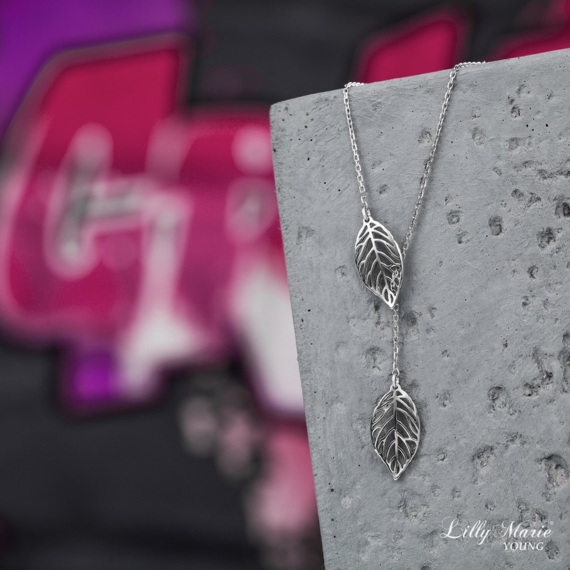 LillyMarie Ladies delicate necklace silver Pendant Leaf length adjustable gift