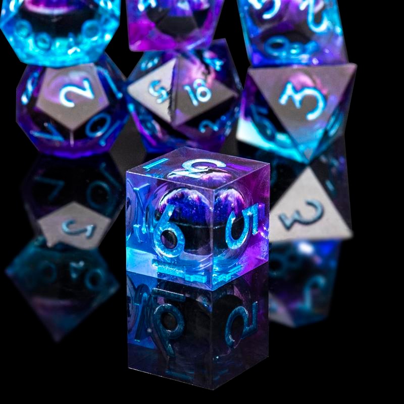 7 PCS Beholder's Dragon Eye DND Dice Set -Sharp Edge
