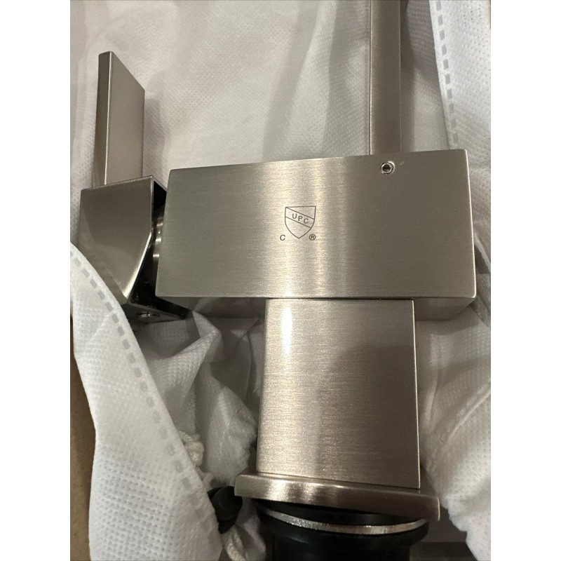 Cadell Single Handle Kitchen Faucet Stainless Steel 2070074BN Brushed Nickel