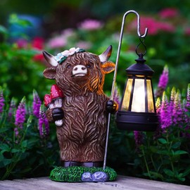 Yeomoo Highland Cow Garden Ornaments Outdoor - Resin Brown Cattle Holding Mushrooms With Solar Lantern Lawn Porch Yard Balcony Decor - Gardening Gifts for Women Mum Wife