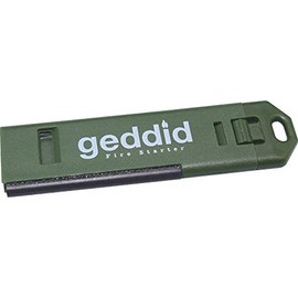 Fire Starter Keyring with 120 dB Emergency Signal Whistle, Metal Scraper and Attachment Eyelet for Survival Camping Outdoor - Green/Olive