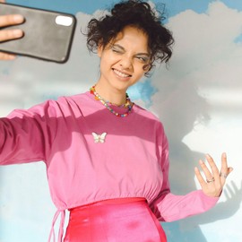 EMEGCY White Butterfly Brooch Pin 18k Gold Plated Butterfly Pearl Brooches Pins Dress Accessories for Women