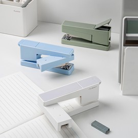Delhi Nusign Angle Adjustable 360 ​​Degree Rotating Easy Stapler Self Binding No. 33 Needle Blue / 누사인 각도조절 360도 회전식 이지 스테이플러 셀프제본 33호침 블루