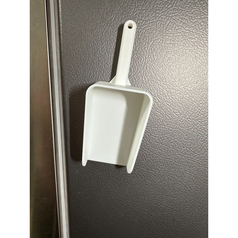 GE counter top ice maker, MAGNETIC ice scoop white FREE