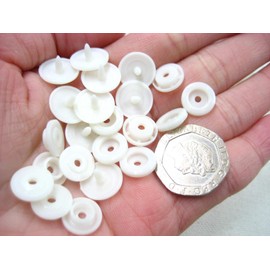 50Sets T5 1.2cm Off White Cream Plastic Resin Snaps Button Fasteners Press Stud Poppers