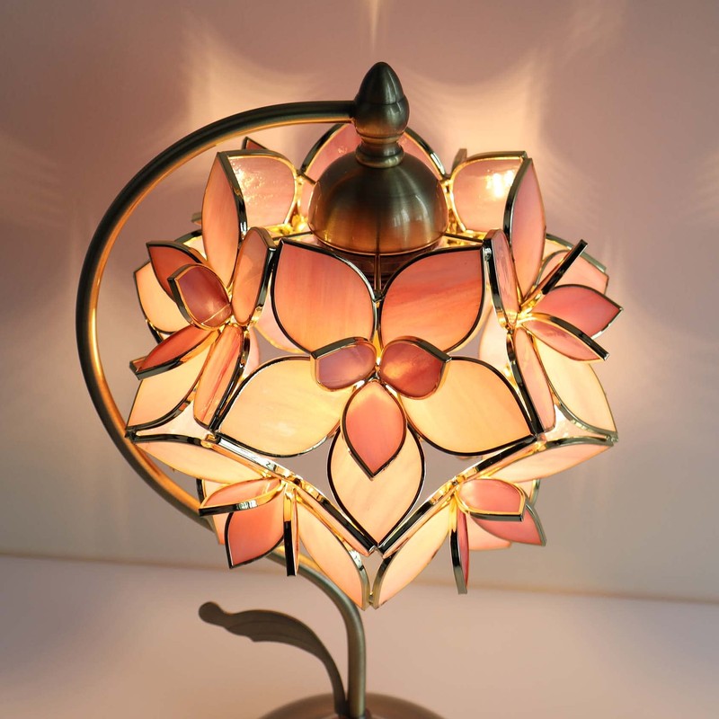 Bieye S10833 Tiffany Style Stained Glass Flower Petal Lampshade (Pink,