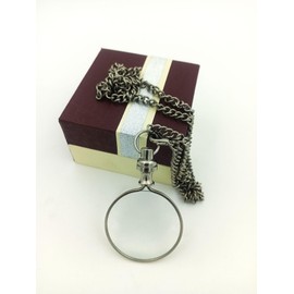 Decor&More Vintage Magnifying Glass Necklace Pendant Locket Unique Desk Accessory & Gift