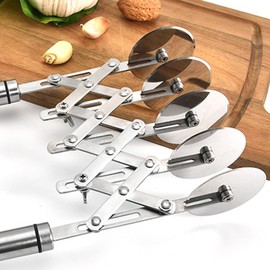 Ruiqas 5 Wheel Stainless Steel Pastry Pizza Cutter Dough Cutter Cookie Pastry Divider with Handle