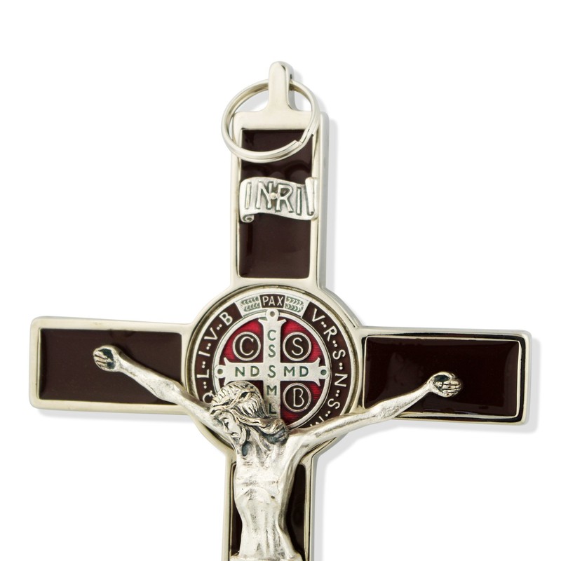 Crucifijo de pared de San Benito con esmalte de colores