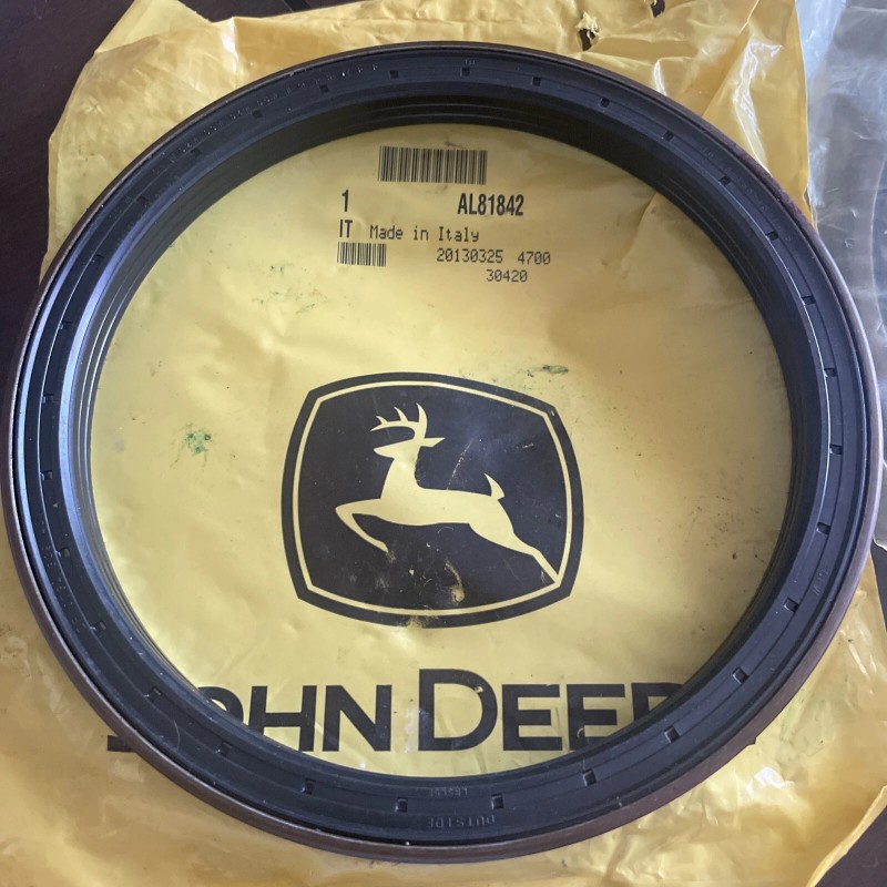 John Deere WHEEL HUB SEAL GASKET Original Part AL81842