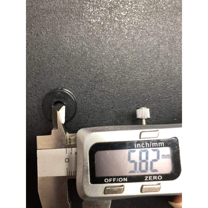 100x Pack Plastic Fold Over Hinged Screw Head Cap Snap