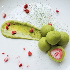 Matcha Strawberry Choko (4.2 oz (120 g) [1057]