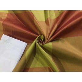 Silk Dupioni Schattierungen von Grün und Ziegelrot Plaids Stoff DUPC54 Seide