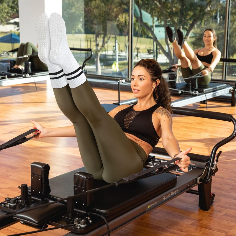 BLONGW Pilates Socks with Grips for Women, Non-Slip Yoga Athletic