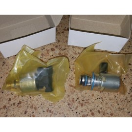 Autex A518 Governor Pressure Sensor Solenoid Kit 96-99 NEW 140782 & 140772