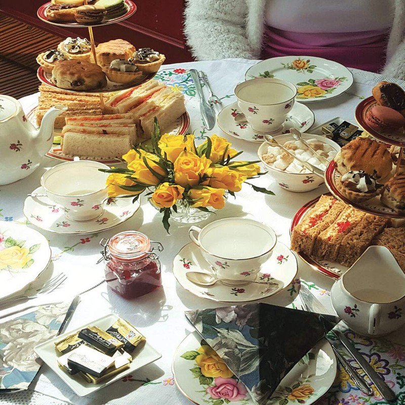 Red Letter Days Tea for Two Gift Box – 440