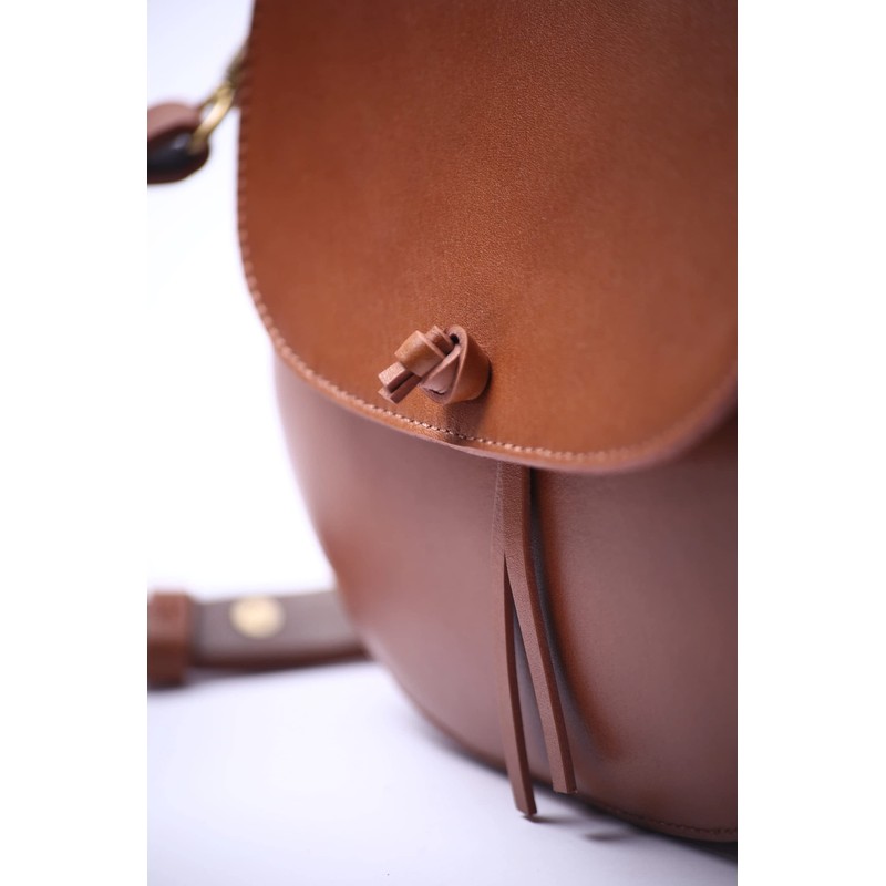 Hannah Bazaar UK Leather Saddle Bag - Brown