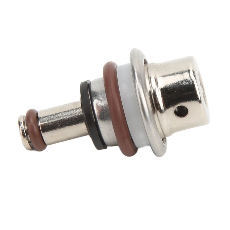 Fuel Injection Pressure Regulator 23280‑21010 Replacement for Scion Camry Prius