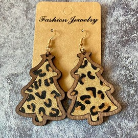 Christmas Tree Earrings Western Wooden Christmas Holiday Drop Dangle Earrings Celebration Decoration New Year Party Jewelry Christmas Creative Gifts for Women-Brown