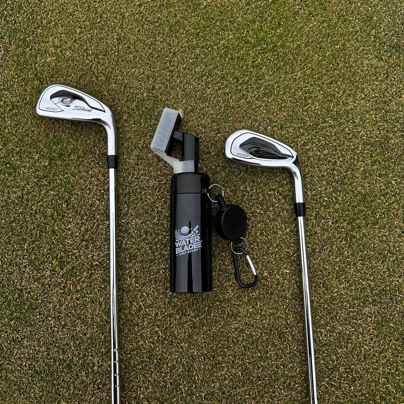 Water Blade™ – Elite Golf Club Brush:_Blackout