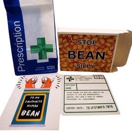 Funny Joke Pill Box Prank. Gift for Men, Women, her, Him Novelty Box April Fools Day Birthday Gifts for Men & Women Rude Presents for Boyfriend Dad Wife Friend Friends (Human Bean)